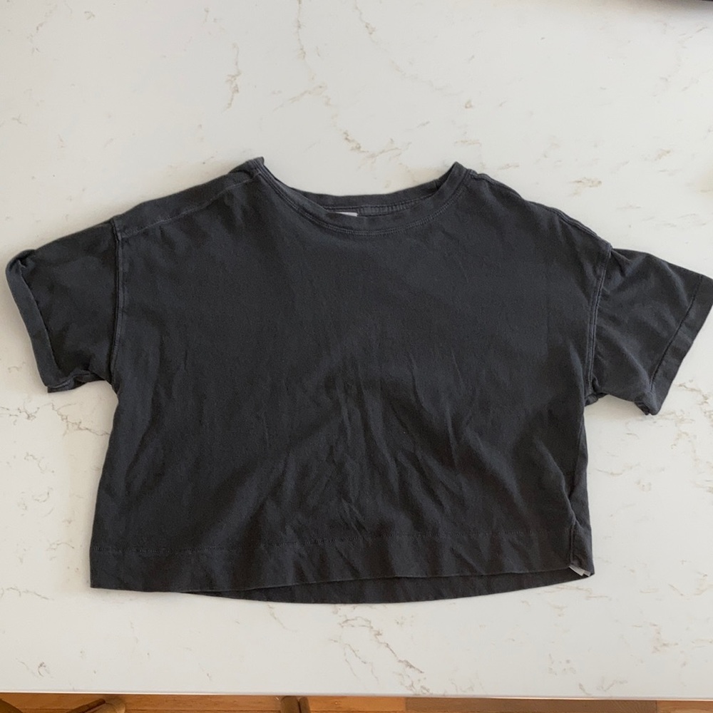 Old Navy T-shirt